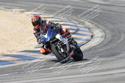 media/Dec-01-2025-Moto Forza (Mon) [[2daa91e15f]]/2-Intermediate Group/Session 2 (Turns 9 and 10)/